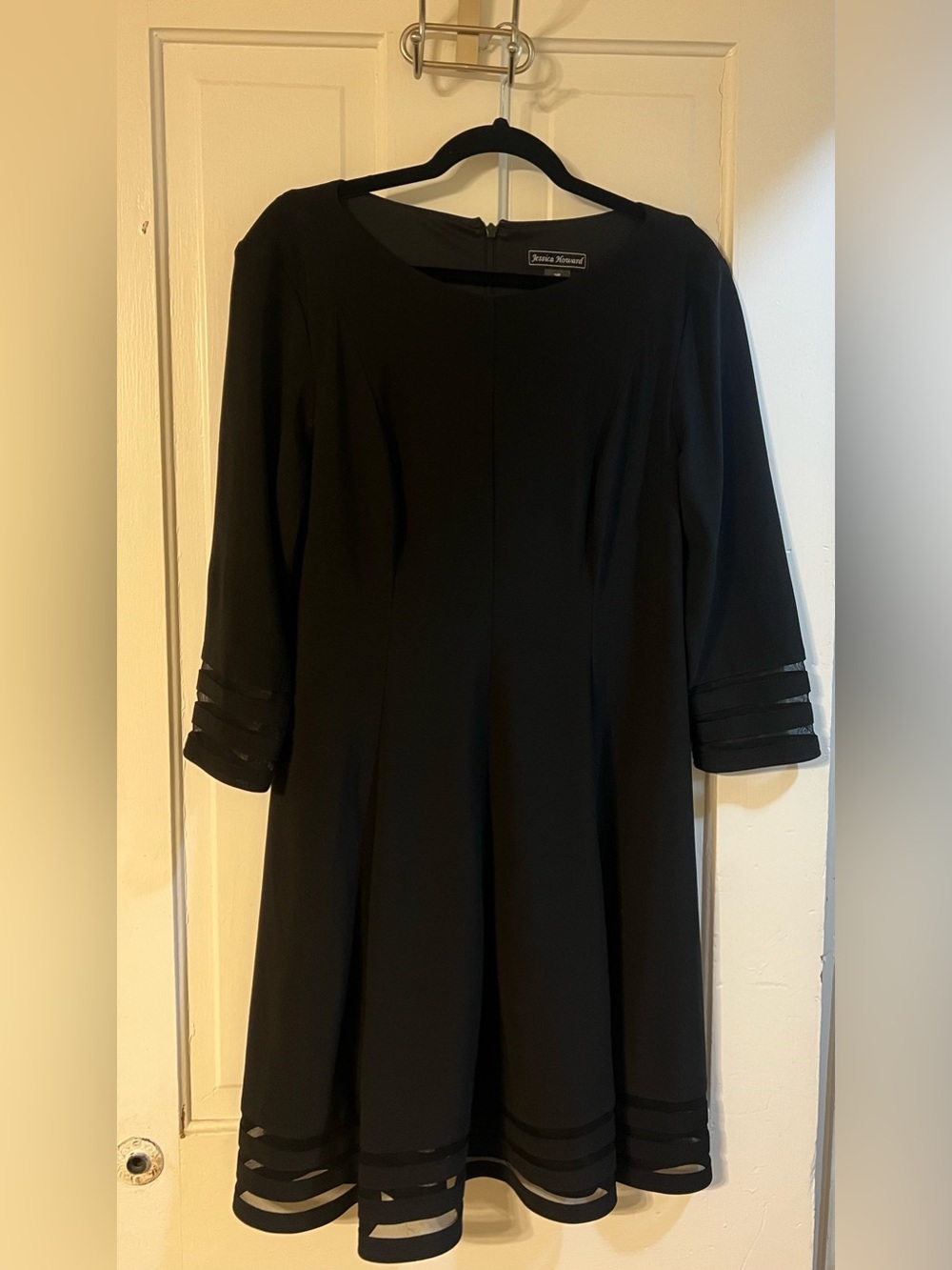 Jessica Howard Black Shift Dress with Scoop Neck